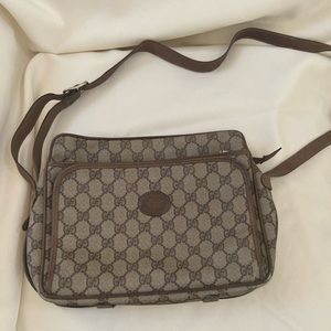 Gucci Shoulder Bag- Vintage!